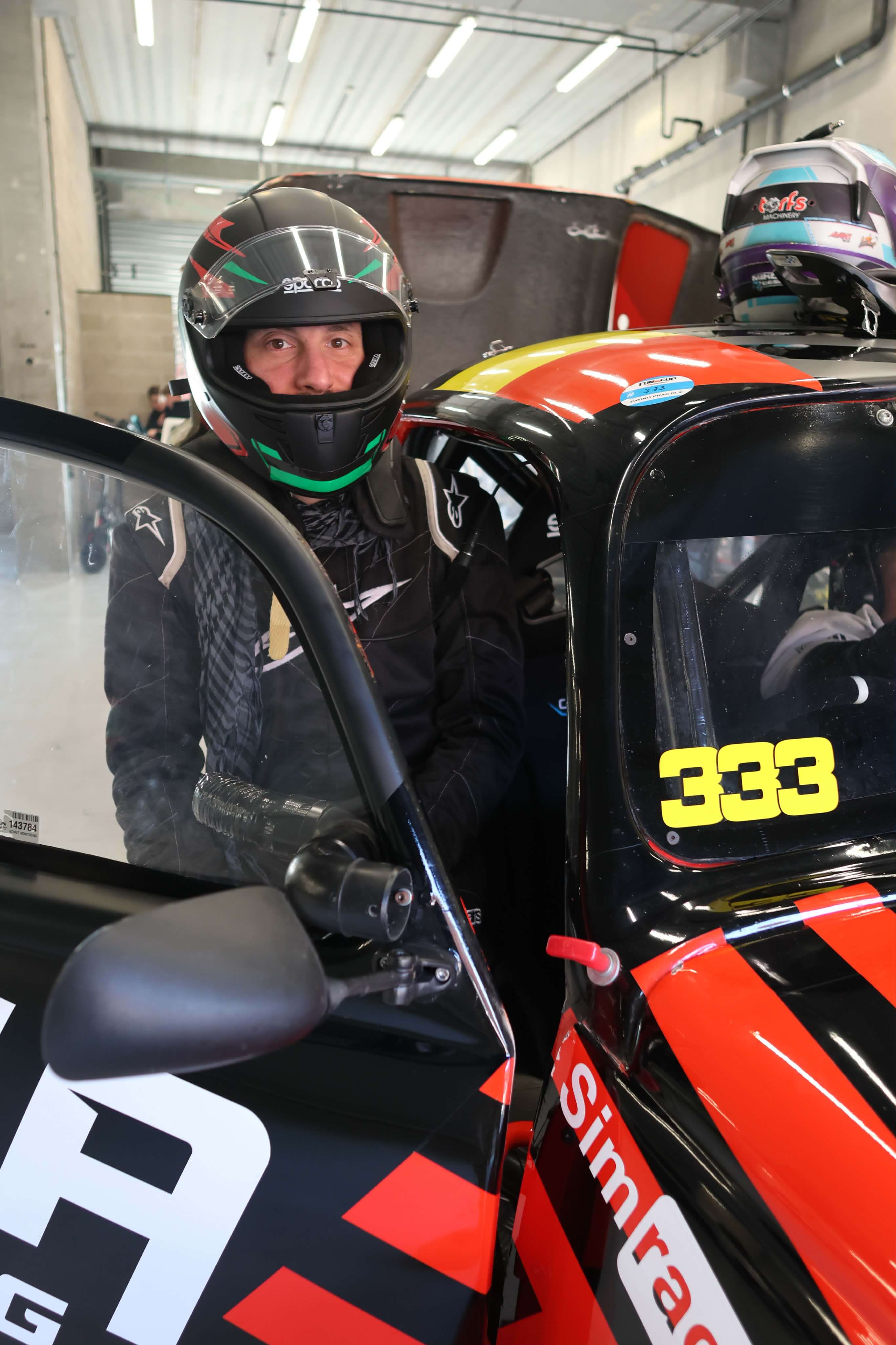 Nicolas Cordisco en briefing de course
